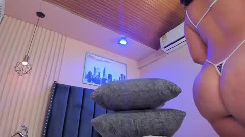 Viiolett online show from 15, 1, 2026