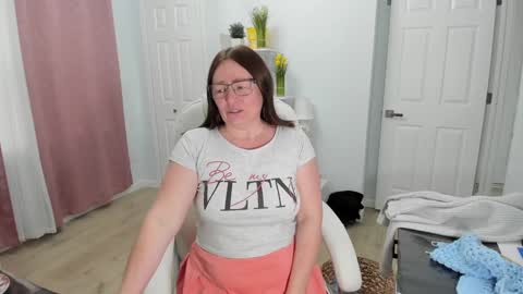 Ukrainian-woman online show from 8, 2, 2025