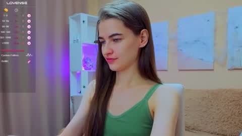 Snapshot of vikiberry chatting on 9, 11, 2025 vikiberry online show from 9, 11, 2025