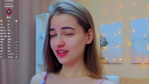 vikiberry online show from 25, 4, 2026