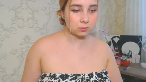 Snapshot of vikiwaitingforyou chatting on 24, 5, 2026 Vitoria online show from 24, 5, 2026