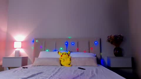 VIKKI online show from 7, 1, 2025