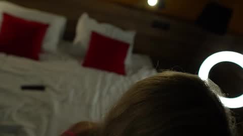 VIKKI online show from 21, 9, 2025