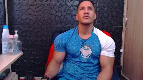 Viktor Herrera online show from 3, 2, 2026