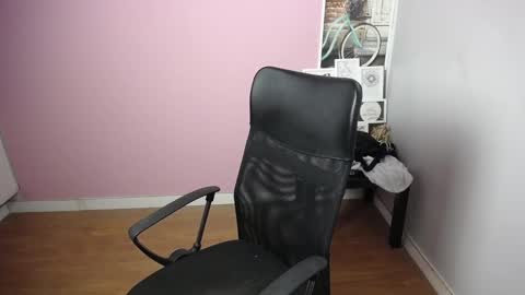 viktoria_lovely online show from 17, 12, 2024