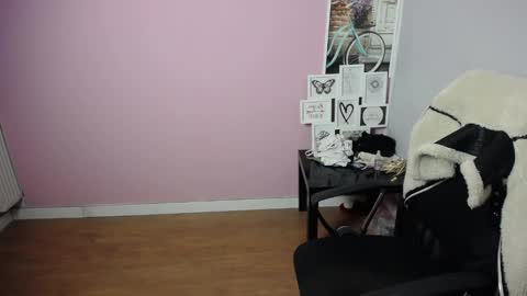 viktoria_lovely online show from 28, 2, 2025