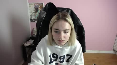 viktoria_lovely online show from 8, 5, 2026