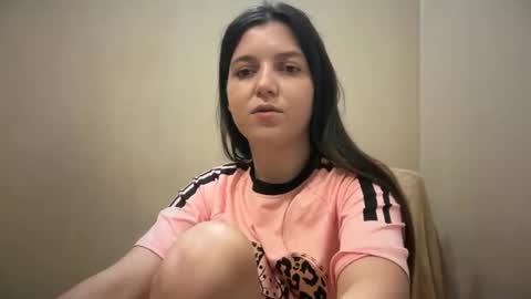 Snapshot of viktoria_most chatting on 26, 11, 2025 Viktoria Most online show from 26, 11, 2025