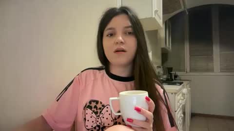 Snapshot of viktoria_most chatting on 28, 11, 2025 Viktoria Most online show from 28, 11, 2025