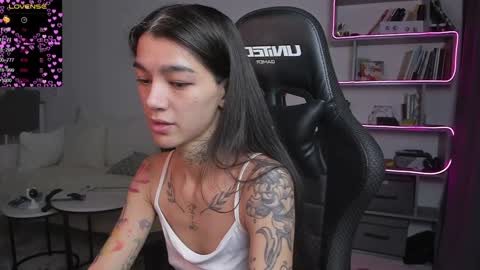 vinkitinkii online show from 19, 1, 2025