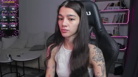 vinkitinkii online show from 20, 1, 2025