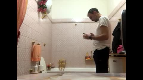 Snapshot of vinmin90 chatting on 4, 2, 2025 Zenith online show from 4, 2, 2025