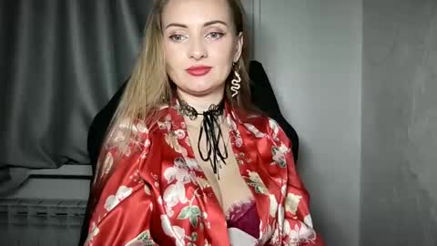 Funny  girl online show from 8, 2, 2025