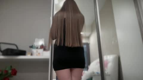 Funny  girl online show from 5, 3, 2025