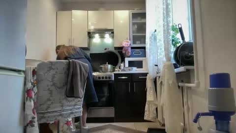 Funny  girl online show from 16, 1, 2026