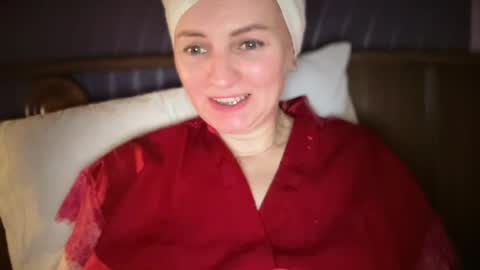 Funny  girl online show from 26, 7, 2026