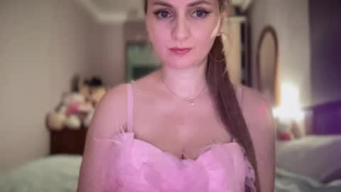 Funny  girl online show from 26, 7, 2026