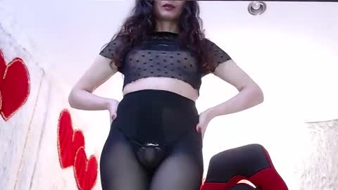 Snapshot of violeet4u chatting on 19, 1, 2025 Mistress V. online show from 19, 1, 2025