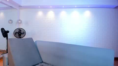 Violett  Everyday From 0530 to 1430 Col Time online show from 7, 10, 2025