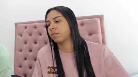 Snapshot of violet_and_myers chatting on 14, 9, 2025 Violet and Myers online show from 14, 9, 2025