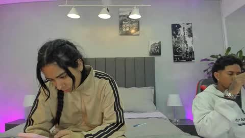 Snapshot of violet_and_myers chatting on 22, 10, 2025 Violet and Myers online show from 22, 10, 2025