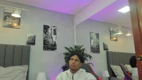 Snapshot of violet_and_myers chatting on 13, 11, 2025 Violet and Myers online show from 13, 11, 2025