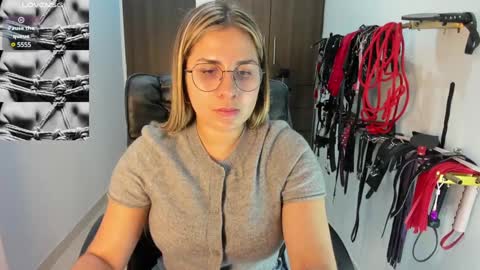 Kim online show from 4, 1, 2025