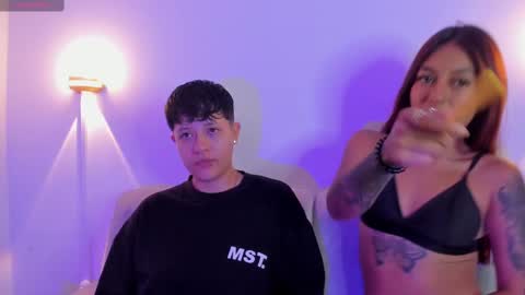 Violet and Casper online show from 3, 10, 2025