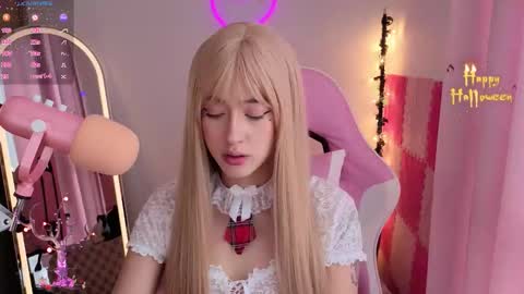 Snapshot of violet_ch chatting on 6, 10, 2025 violet online show from 6, 10, 2025