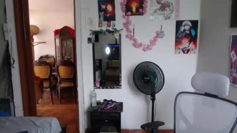 Snapshot of violet_hentai01 chatting on 4, 11, 2025 Violete Hentai01 online show from 4, 11, 2025