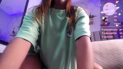 Snapshot of violet_jonesss chatting on 10, 12, 2024 Violet Jones online show from 10, 12, 2024