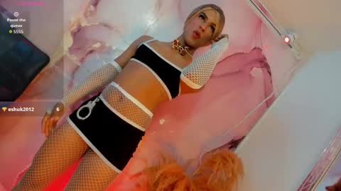 violet_moon01 online show from 13, 3, 2026