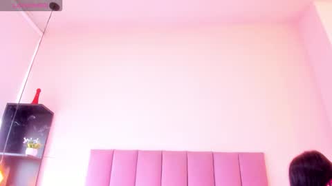 violet online show from 22, 12, 2025