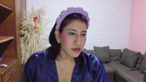 violet_rousse7 online show from 28, 5, 2026