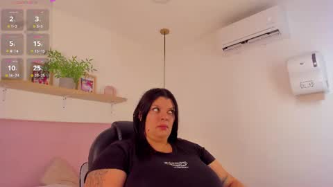 Violeta Candy online show from 26, 6, 2026
