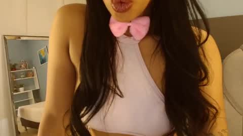 Violeta leon online show from 13, 10, 2025