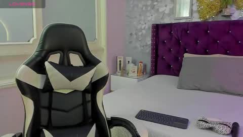 violeta_medina online show from 20, 2, 2025