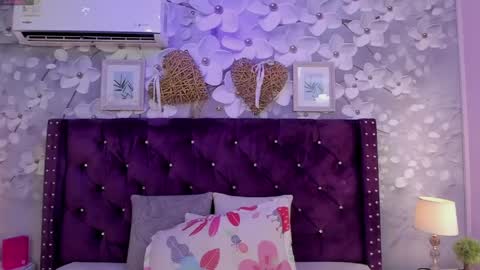 violeta_medina online show from 17, 4, 2026