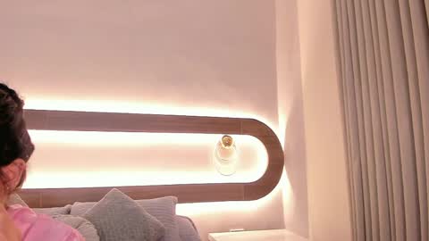 Violeta Sum online show from 21, 4, 2026