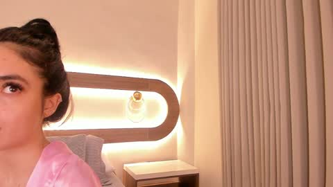 Violeta Sum online show from 26, 4, 2026