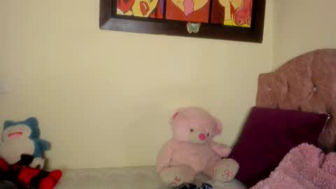 Snapshot of violetalee chatting on 7, 10, 2025 Jimena online show from 7, 10, 2025