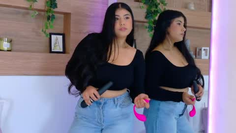 Violet online show from 13, 5, 2026