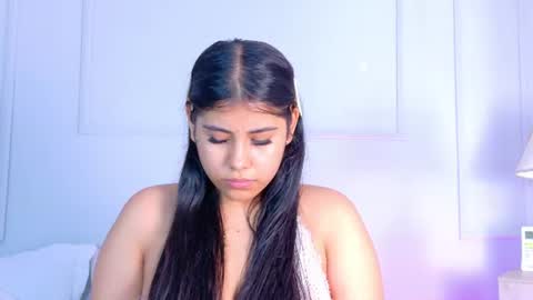 Snapshot of violetbloomm chatting on 30, 6, 2026 Violet online show from 30, 6, 2026