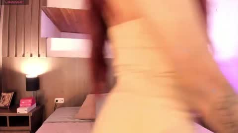 Violet online show from 27, 4, 2026