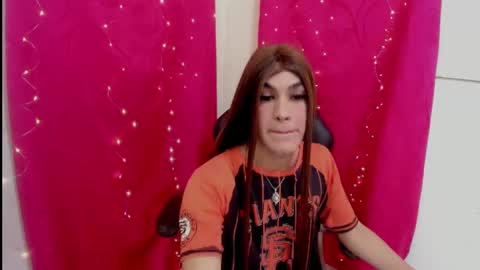 Snapshot of violetevans69 chatting on 23, 11, 2025 Violett online show from 23, 11, 2025