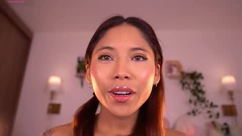 violeth___ online show from 4, 12, 2025