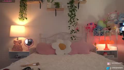 Snapshot of violeth___ chatting on 20, 6, 2026 violeth___ online show from 20, 6, 2026