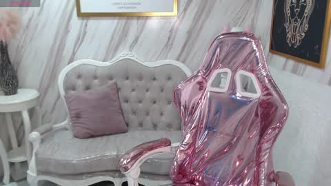 Snapshot of violeth_b chatting on 5, 12, 2024 violeth_b online show from 5, 12, 2024