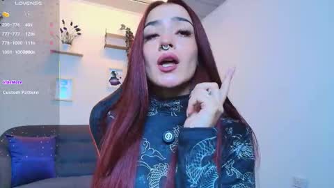 violeth_rosse_ online show from 17, 12, 2025