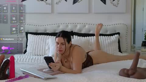 VioletBaby online show from 11, 2, 2026